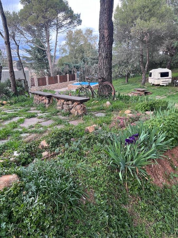 Ferienhaus Stone Garden, Casa En Plena Naturaleza Uceda